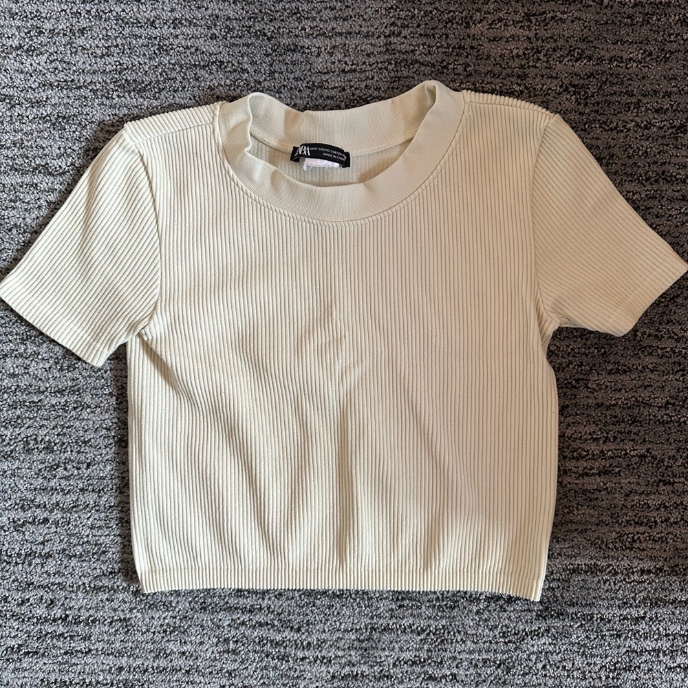 Zara butter yellow ribbed crop top T shirt